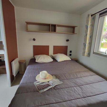 Camping Le Rouge Gorge **** 10' Puy Du Fou Сен-Лоран-сюр-Севр Экстерьер фото