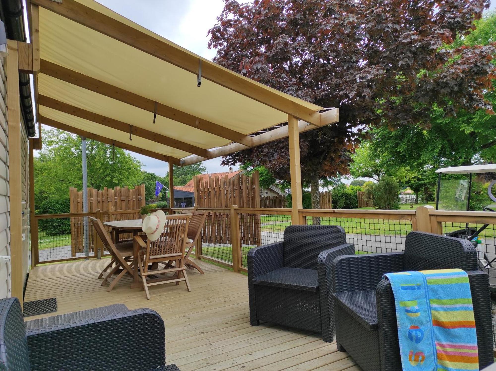 Camping Le Rouge Gorge **** 10' Puy Du Fou Сен-Лоран-сюр-Севр Экстерьер фото